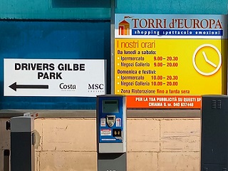 Triest Hafen Parkplatz Drivers Gilbe
